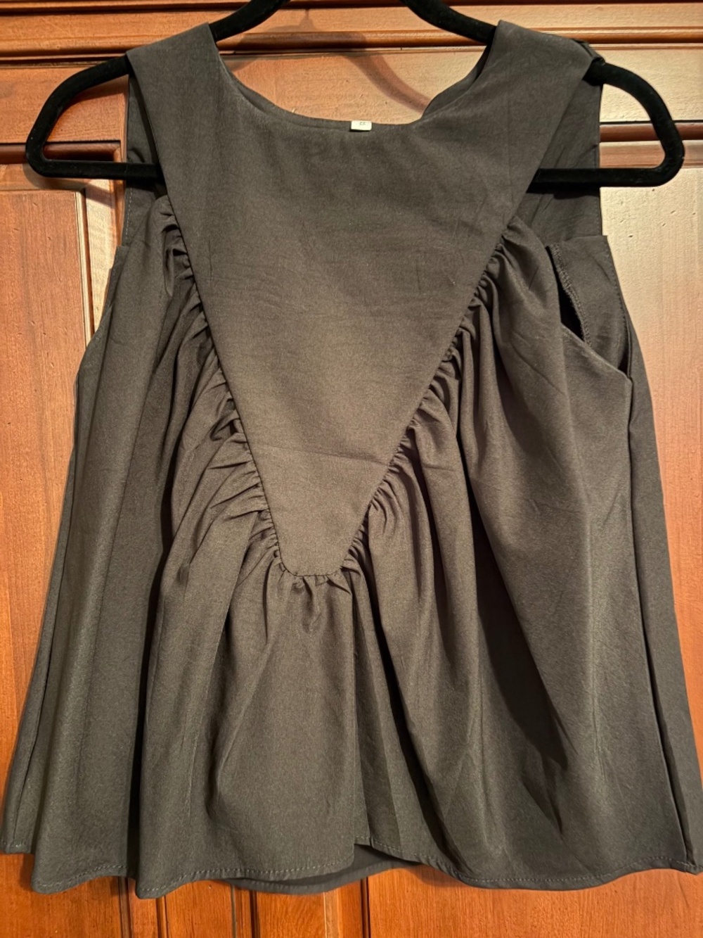 Boutique Gathered Front Black Top Small